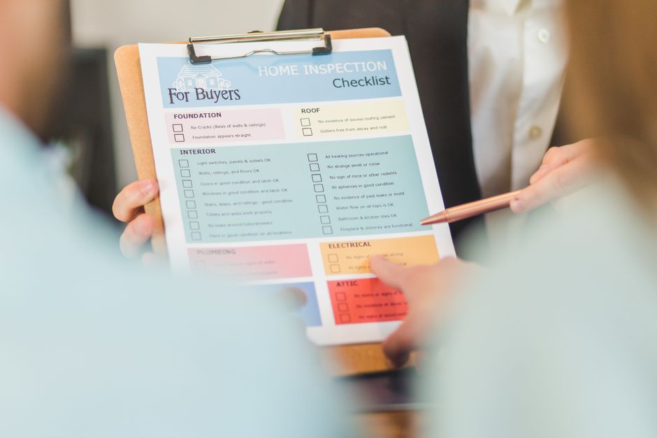 Checklist clipboard pen - Tolls and e-tolls in a hire car in South Africa