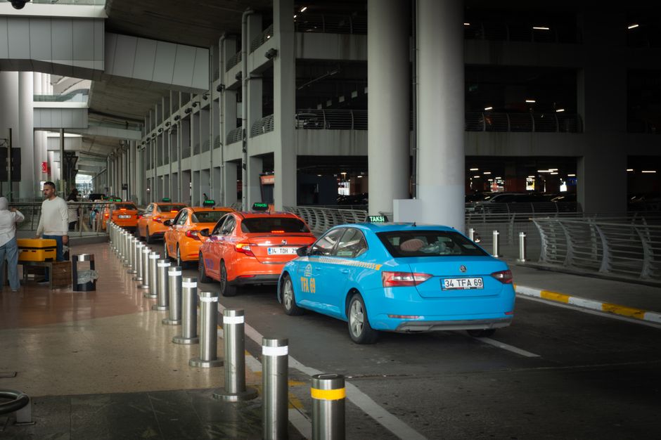 Airport car hire pickup - Car hire at King Shaka International Airport